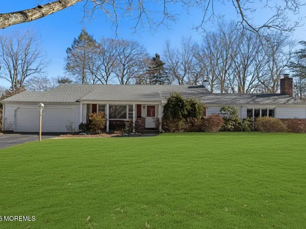61 Westend Avenue, Shrewsbury Boro, NJ 07702