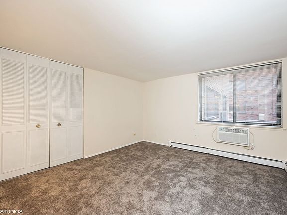 3rd image of 525 W Deming Pl APT 530