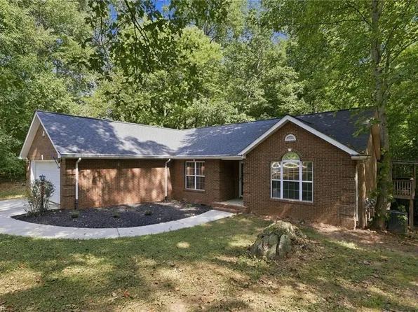 3122 Creekridge Dr, Asheboro, NC 27205