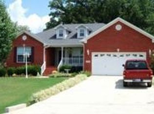 225 Tara Leigh Dr, Huntsville, AL 35811