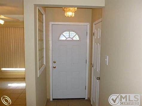 Foyer.jpg