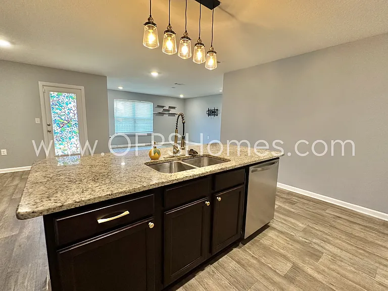 812 Moorhen Way — Photo 17
