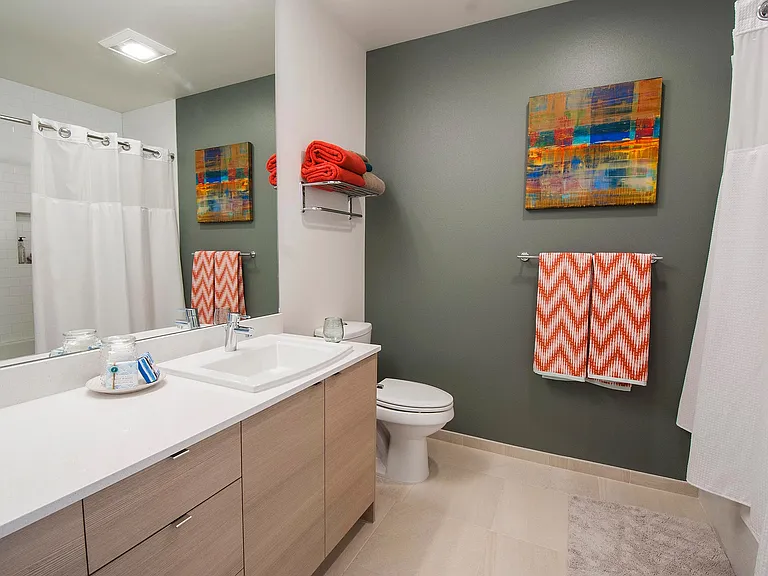 waterfront_interior_bathroom _0156
