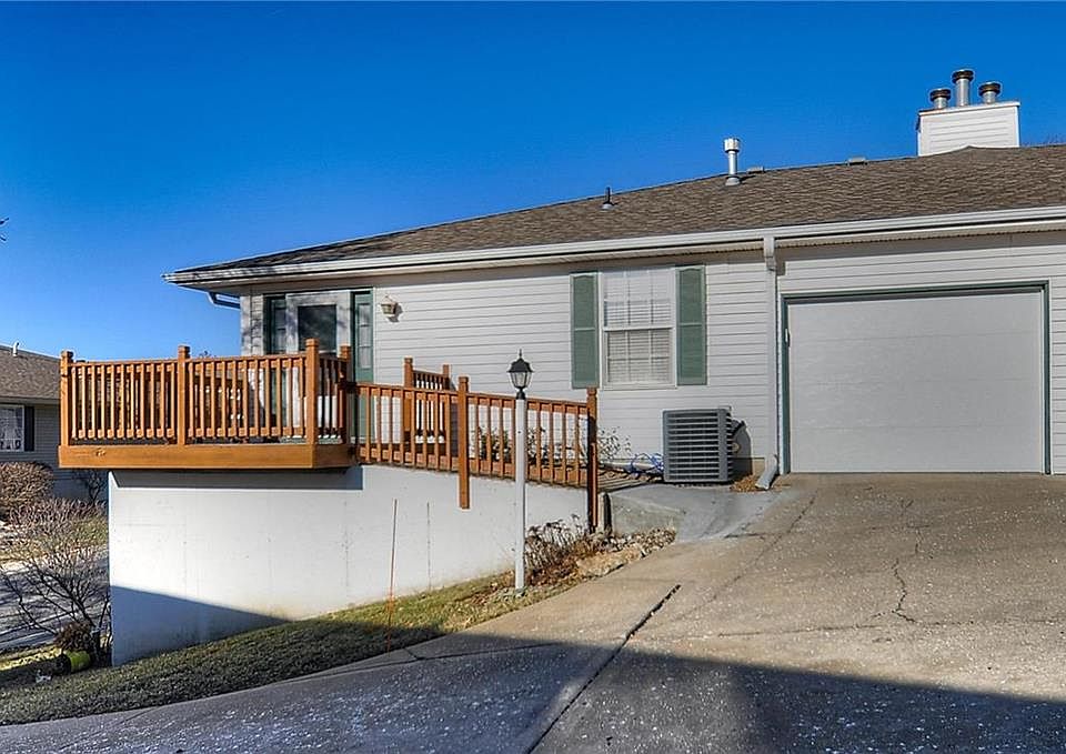 1st image of 320 E Hansen Ct #27