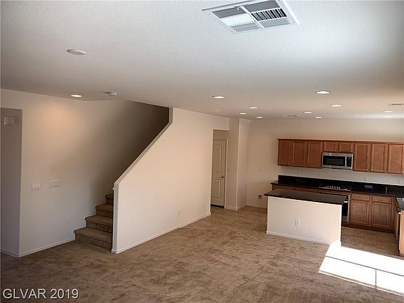 5th image of 7763 Pyrenees Park Dr