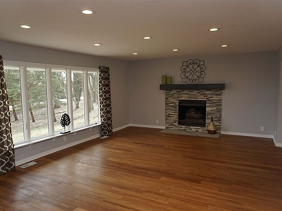 5th image of 5015 Brockham Ct