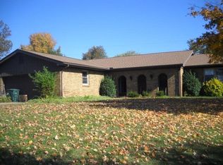 46 Salisbury St, Madisonville, KY 42431