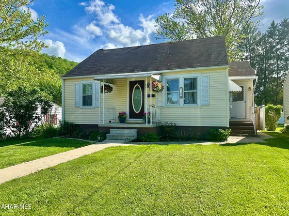 110 Seifert St, Bedford, PA 15522