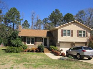114 Pine Cir, Greenwood, SC 29649