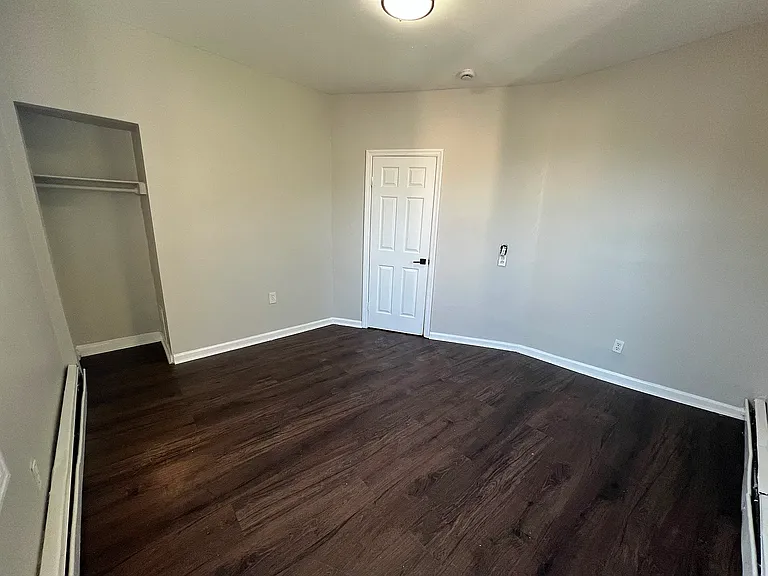 270 Summer St #3R — Photo 6