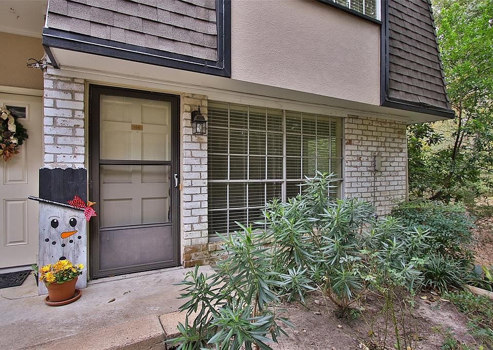 1st image of 1805 Stoney Brook Dr APT 106