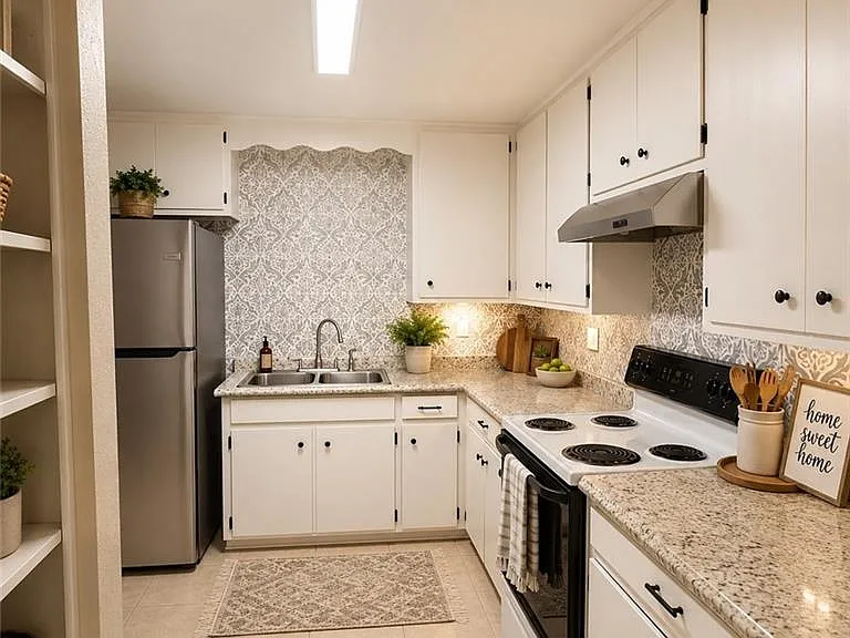 1010 El Recreo Cir — Photo 4