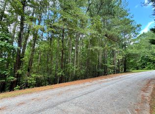 127 Creek View Dr, Seneca, SC 29678