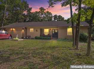 150 Meadow Ave, Branson, MO 65616