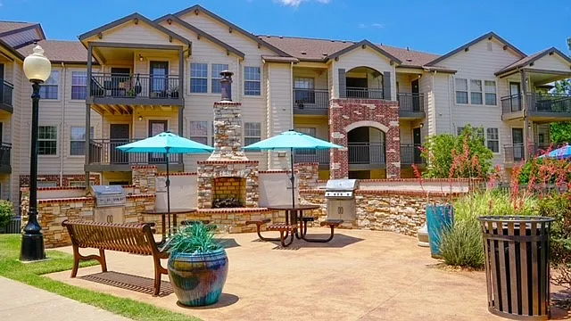 Tuscany Place — Photo 24