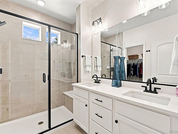 5th image of 9480 Accord Lane #301