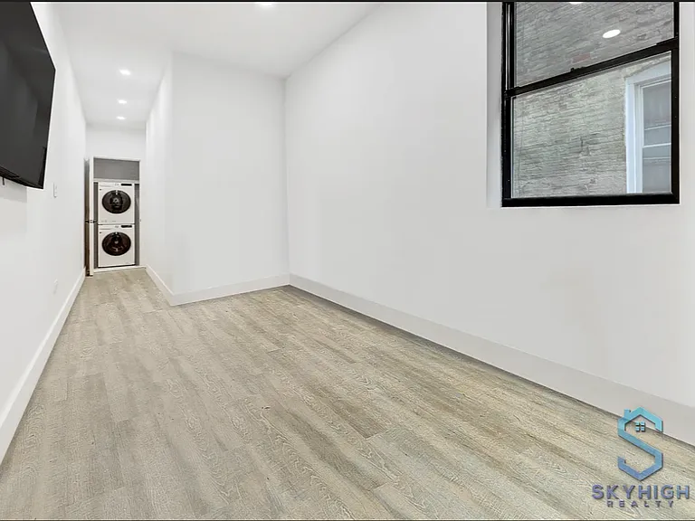 723 Knickerbocker Ave #1AA — Photo 10