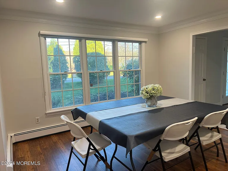 1578 N Bay Ave — Photo 37