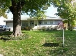 13121 Winchester Ave, Grandview, MO 64030