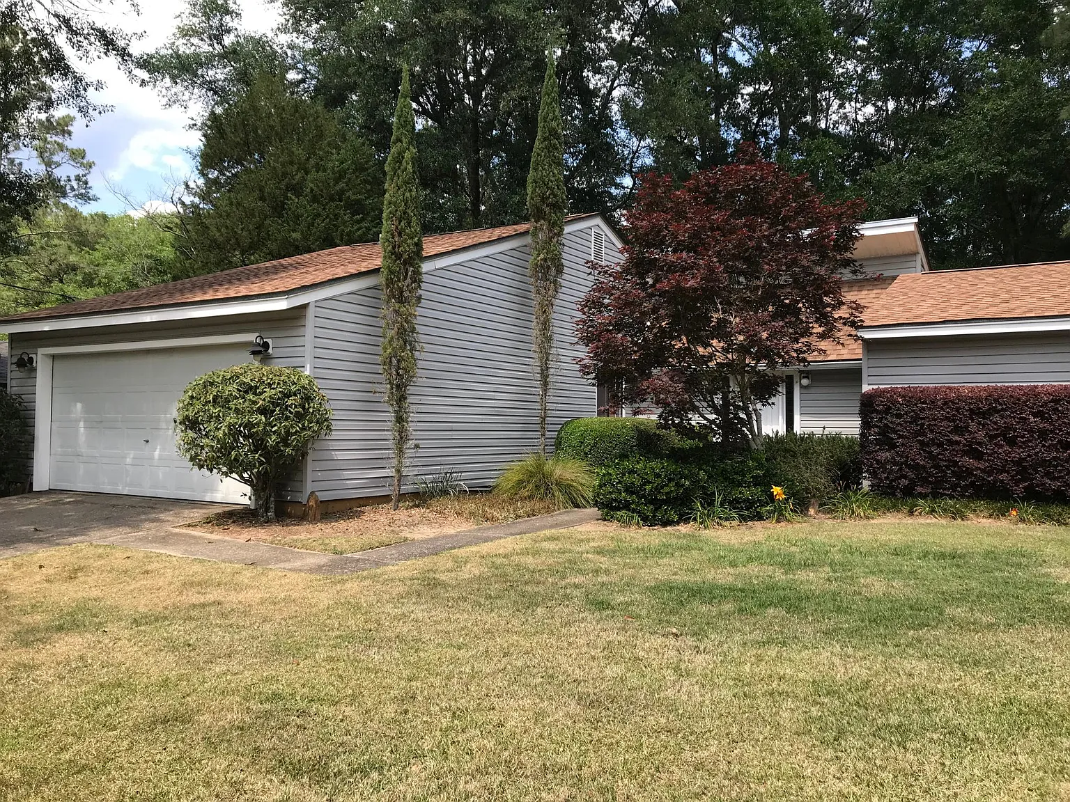 3 bed, 1371 sqft, $1,750 — Photo 2