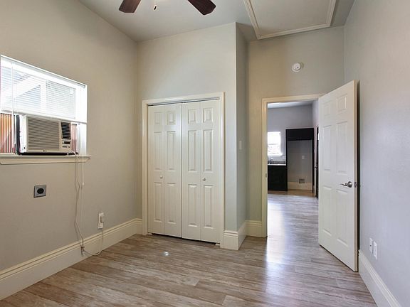 4th image of 318 S Lopez St #B