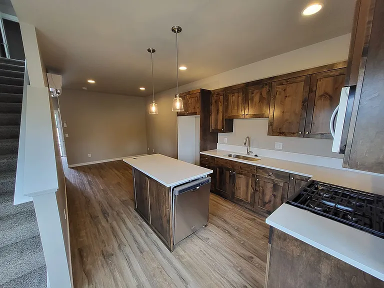 61570 Lucia Street — Photo 7