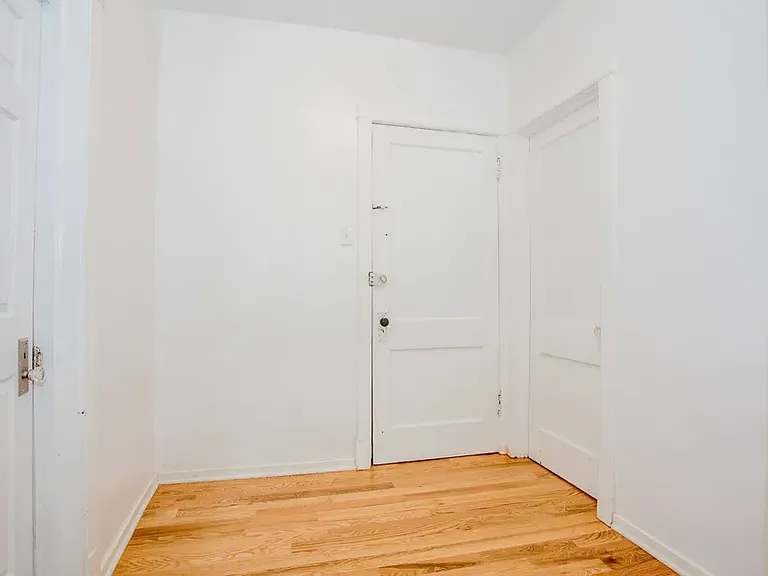 2057 N Albany Ave #1 — Photo 12