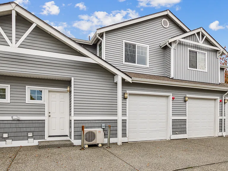 329 Yauger Way NW #102 — Photo 3