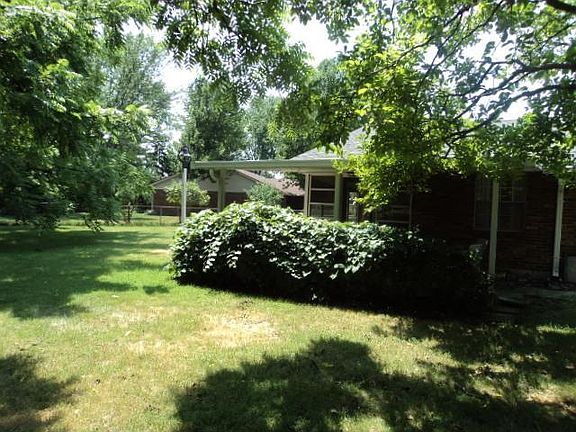 4th image of 5374 Oakton Cir