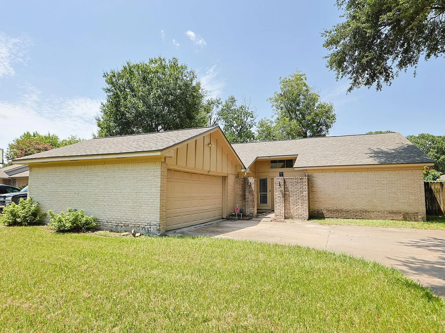 3 bed, 2.0 bath, 1548 sqft, $1,995 — Photo 4