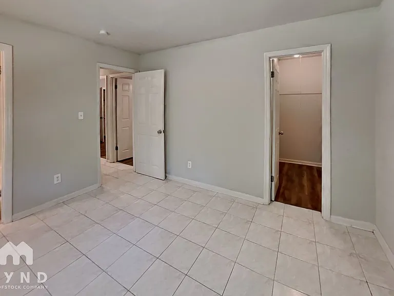 9062 Homewood Dr — Photo 10