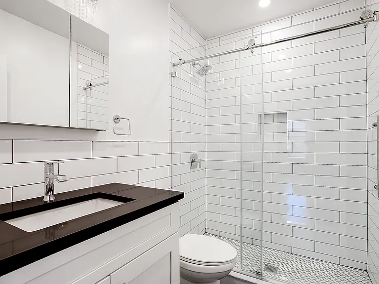 592 9th Ave #3B — Photo 6