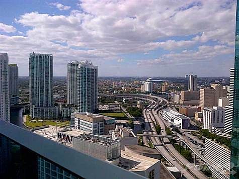 3rd image of 200 Biscayne Blvd Way APT 3613