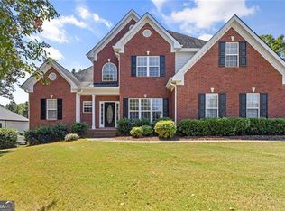 1376 Beringer Dr, Hoschton, GA 30548