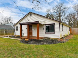216 E North St, Baltimore, OH 43105