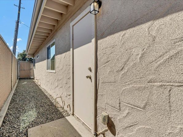 3823 W Caldwell Avenue, Visalia, CA 93277