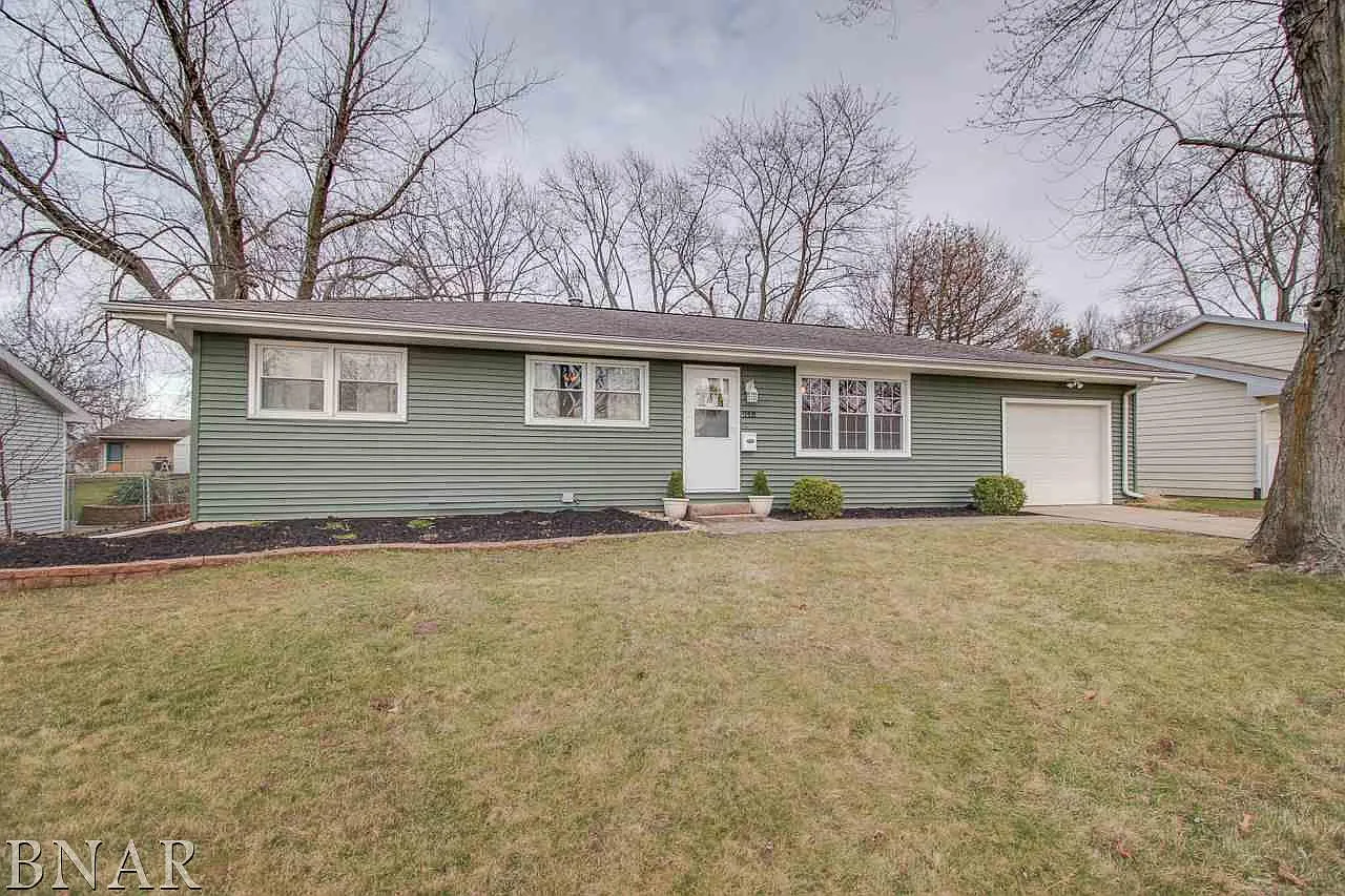 712 Kathleen Dr photo 1