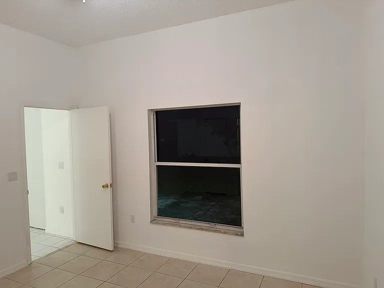 11613 Goodwyck Dr — Photo 9