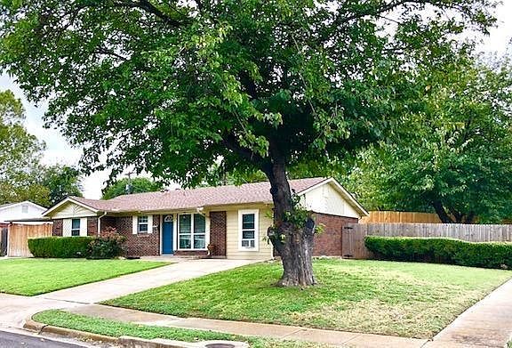 3rd image of 6353 Loydhill Ln