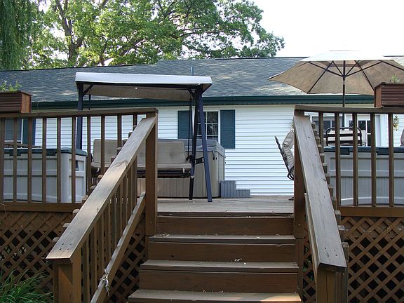 2 stairwells off deck