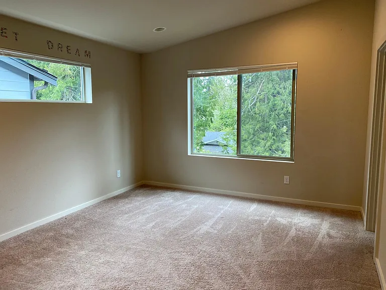6867 NE 170th St #101 — Photo 16