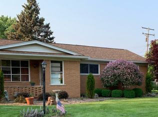 11519 N Crestline Dr, Washington, MI 48095