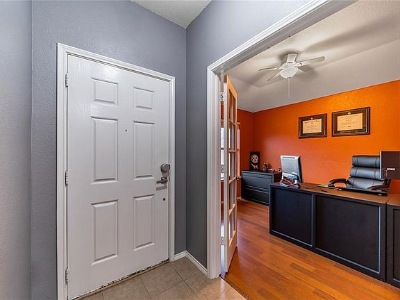 5th image of 3736 Verde Dr
