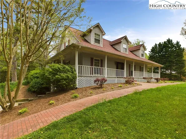 1293 Beaver Creek Road, Boomer, NC 28606