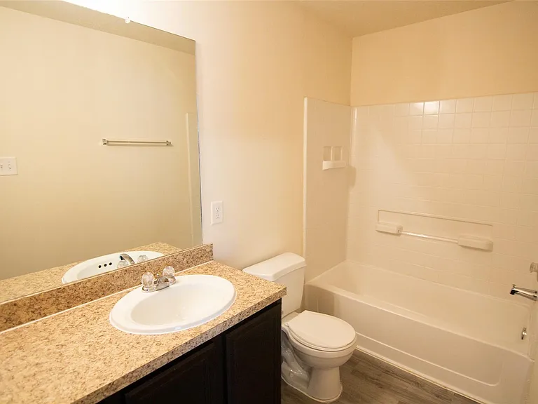 6239 Brenwood Cir — Photo 9