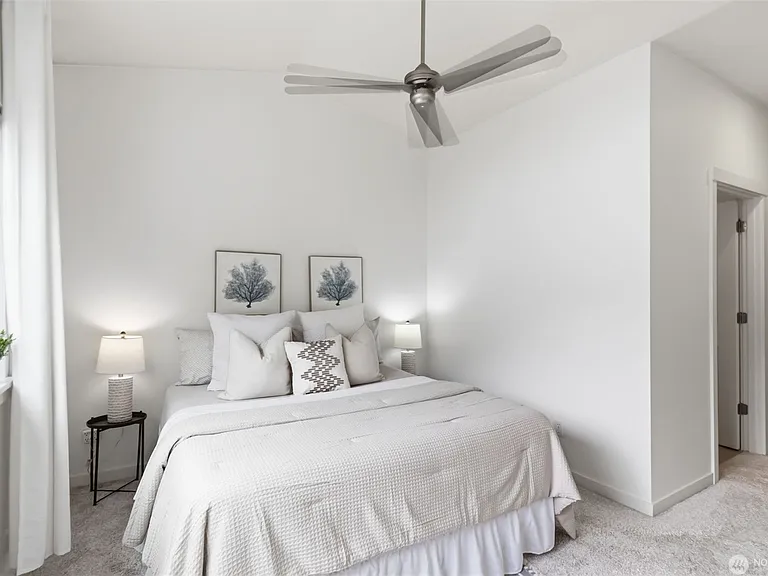 2225 NW Moraine Pl — Photo 17