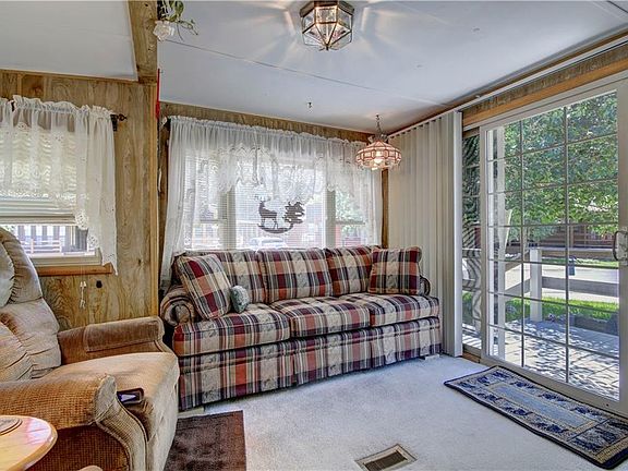 5th image of 85 Revett Dr