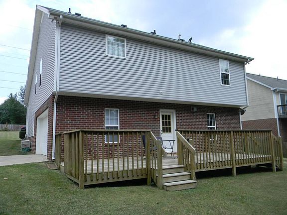 3rd image of 2761 Jacob Dr