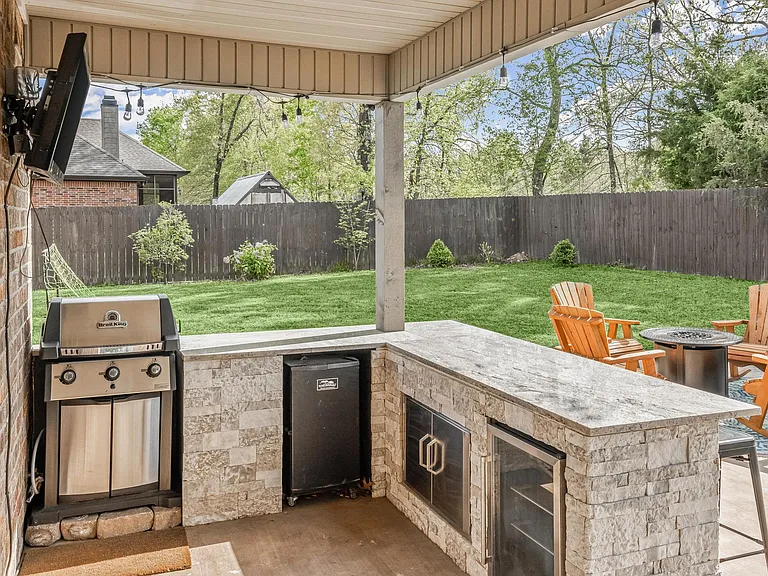 2103 Steinbeck Dr — Photo 5