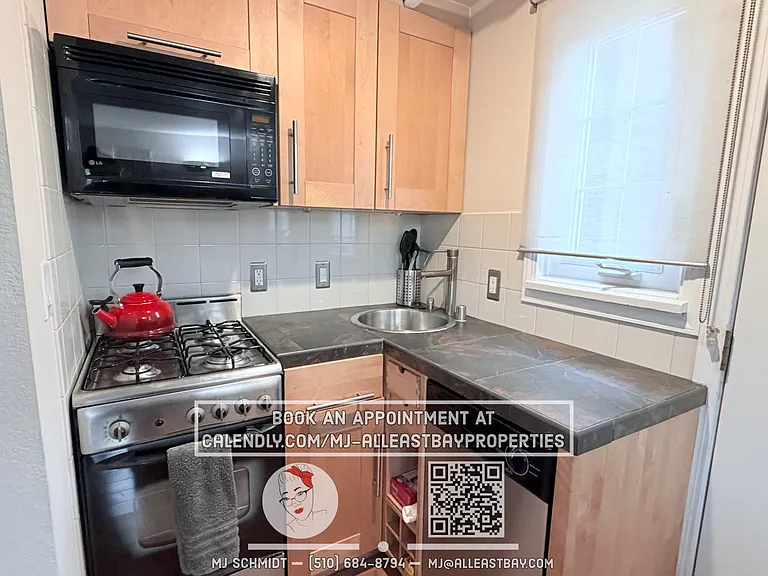 11 Panoramic Way — Photo 5